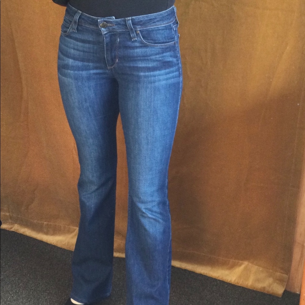 Joe’s Jeans Saunders Boot Cut Straight Leg 26